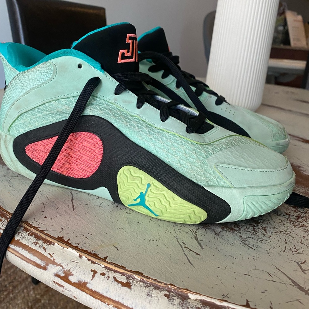 Jordan Green and Black Sneakers for Active Wear